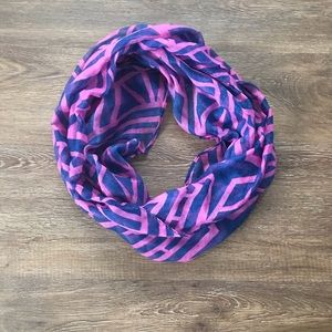4/$20🌸Bright Infinity Scarf